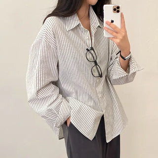 Long-sleeved striped oversized shirt