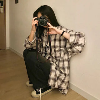 Long-sleeved oversized vintage shirt