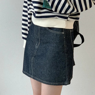 Low denim mini skirt