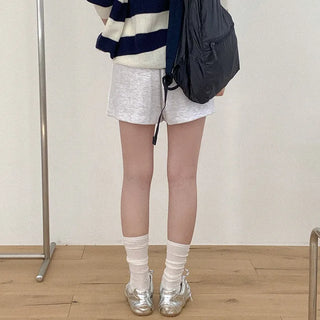 Lace elastic shorts