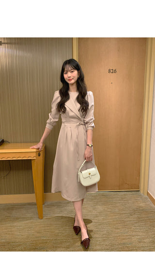 Round neck drape wrap dress