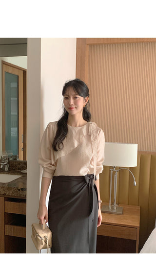 (2 colors) Ruffle Ribbon Blouse