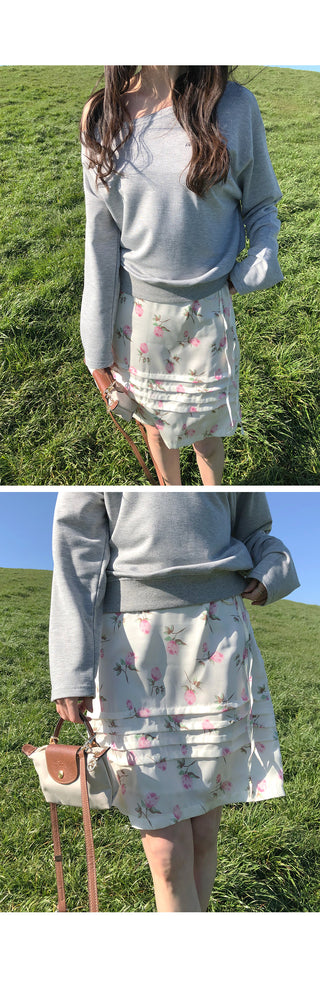One-shoulder oversized sweatshirt