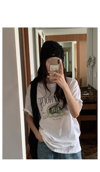 Oversized short-sleeved T-shirt