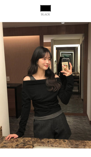 (2 colors) Off-shoulder layered T-shirt