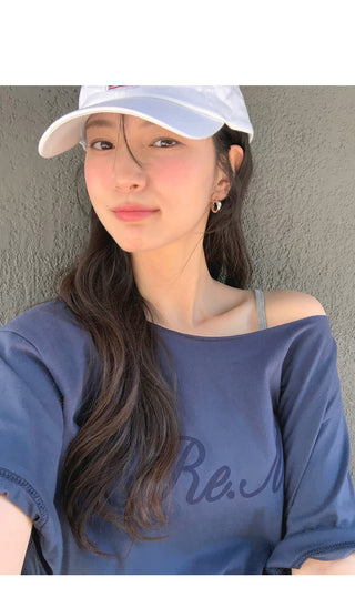 [2 colors] One-shoulder short-sleeve T-shirt