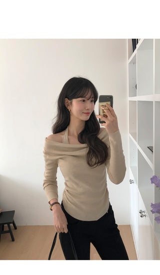 Halter neck knit