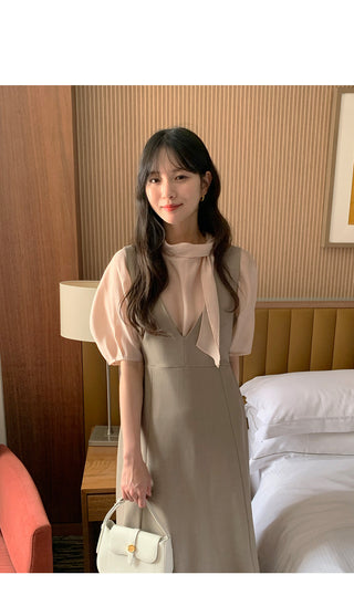 Deep V-neck long dress