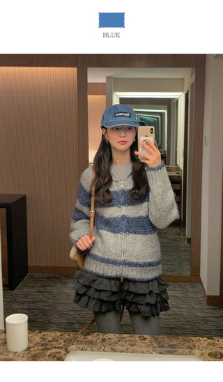 (2 colors) Striped knit zip-up