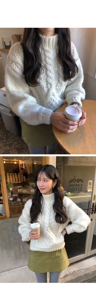 (2 colors) Cable wool knit