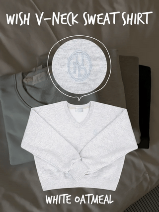 Cropped V-neck loose-fit sweatshirt (4c)
