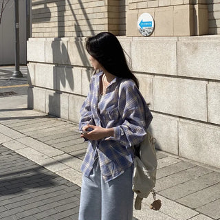 Long-sleeved oversized vintage shirt