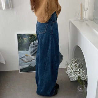 Wide-slit denim pants