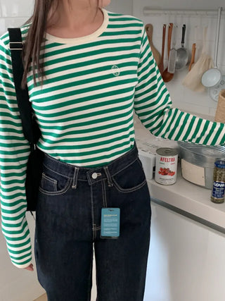 Weekly Stripe Border Pattern T-Shirt