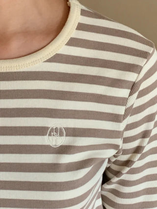 Weekly Stripe Border Pattern T-Shirt