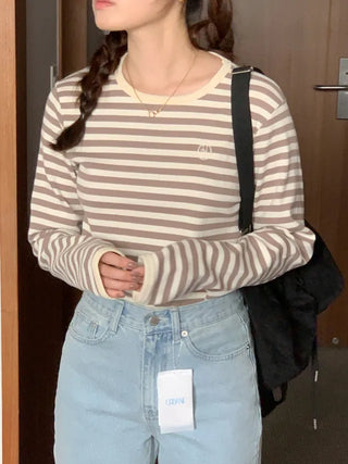Weekly Stripe Border Pattern T-Shirt