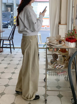 Cropped V-neck loose-fit sweatshirt (4c)