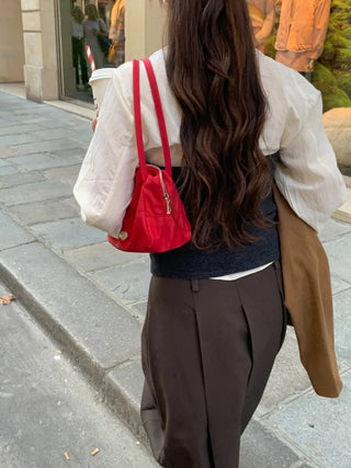 Ribbon long-sleeved blouse