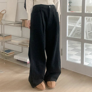 Wide balloon black denim pants