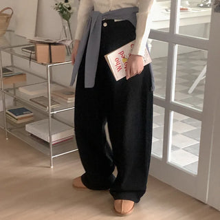Wide balloon black denim pants