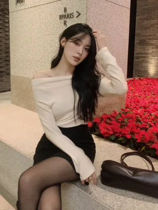 Slim Tencel Wool Off-Shoulder Top