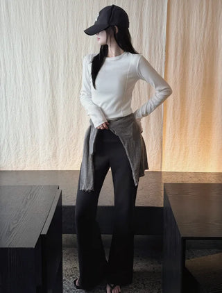 Slim-fit T-shirt with contrasting lines