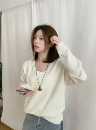 Oversized V-neck knit