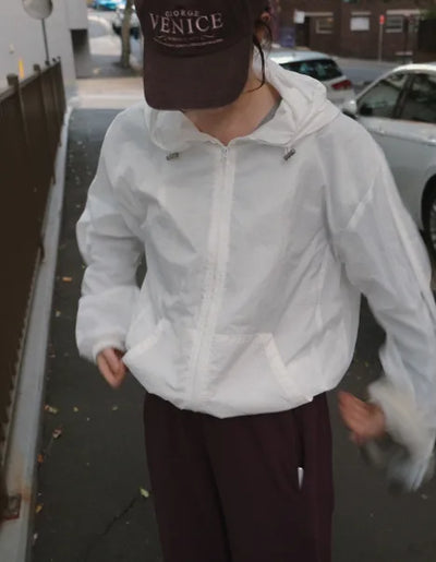 Mesh-lined nylon jacket