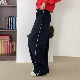 Line string elastic waist pants
