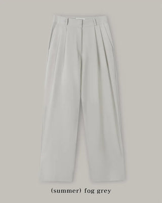 Leg-lengthening pintuck wide slacks