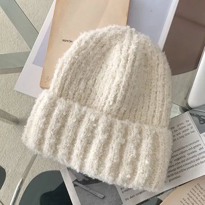 Bouclé knit beanie