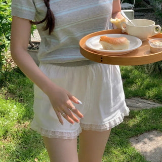 Lace frill ribbed shorts