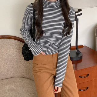 [Fleece-lined] Striped turtleneck long-sleeve T-shirt