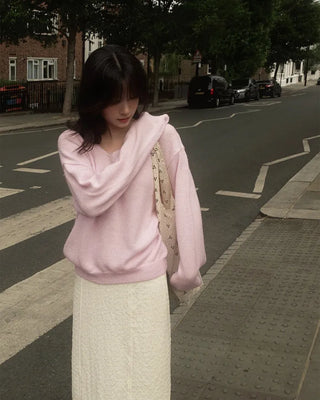 Slim Heart V-Neck Knit