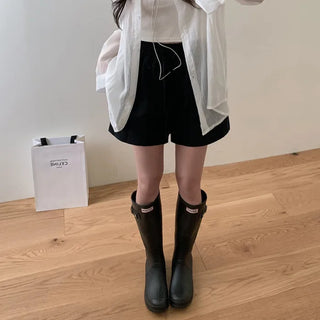 Elastic waist chino shorts