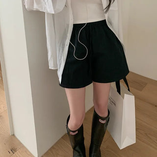 Elastic waist chino shorts