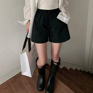 Elastic waist chino shorts