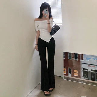 Short-sleeved off-shoulder cropped asymmetrical T-shirt