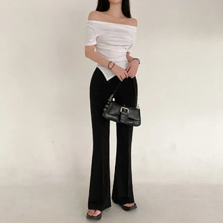 Short-sleeved off-shoulder cropped asymmetrical T-shirt