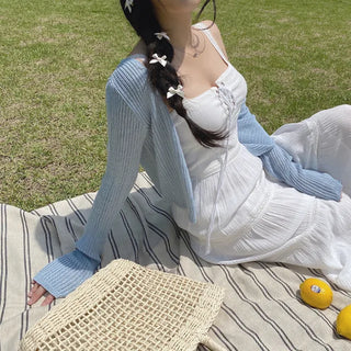 V-neck sheer knit cropped cardigan