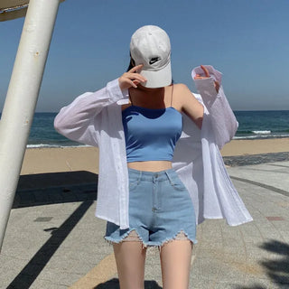 Cut-out denim pocket shorts