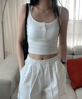 [With built-in cups] Button-up sleeveless top