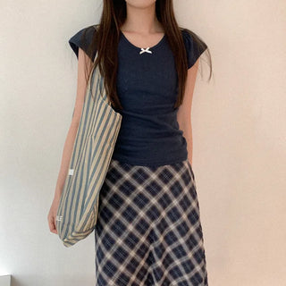 Eyelet punched ribbon short-sleeved T-shirt