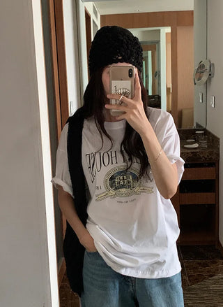 Oversized short-sleeved T-shirt