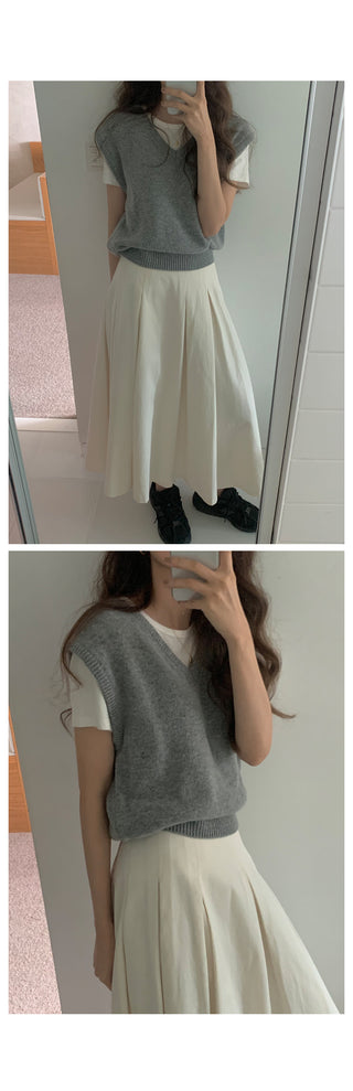 V-neck knit vest (9 colors)