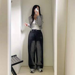 Wool round grey cropped knit cardigan