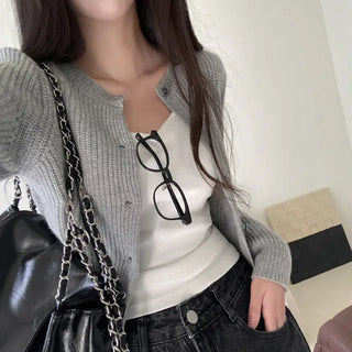 Wool round grey cropped knit cardigan