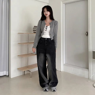 Wool round grey cropped knit cardigan