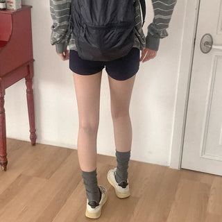Ribbed elastic shorts