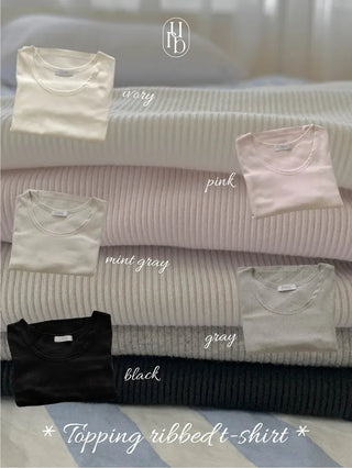 Round U-neck ribbed long-sleeved T-shirt